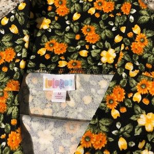 LuLaRoe Skirts - Lularoe Cassie floral skirt LuLaRoe Skirts - Lularoe Cassie floral skirt